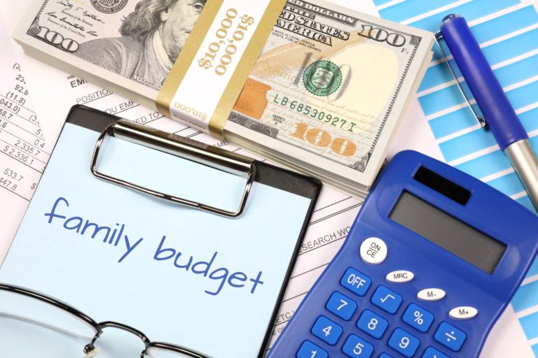 Family Budgeting Rules Mom Playbook Family budgeting rules mom playbook